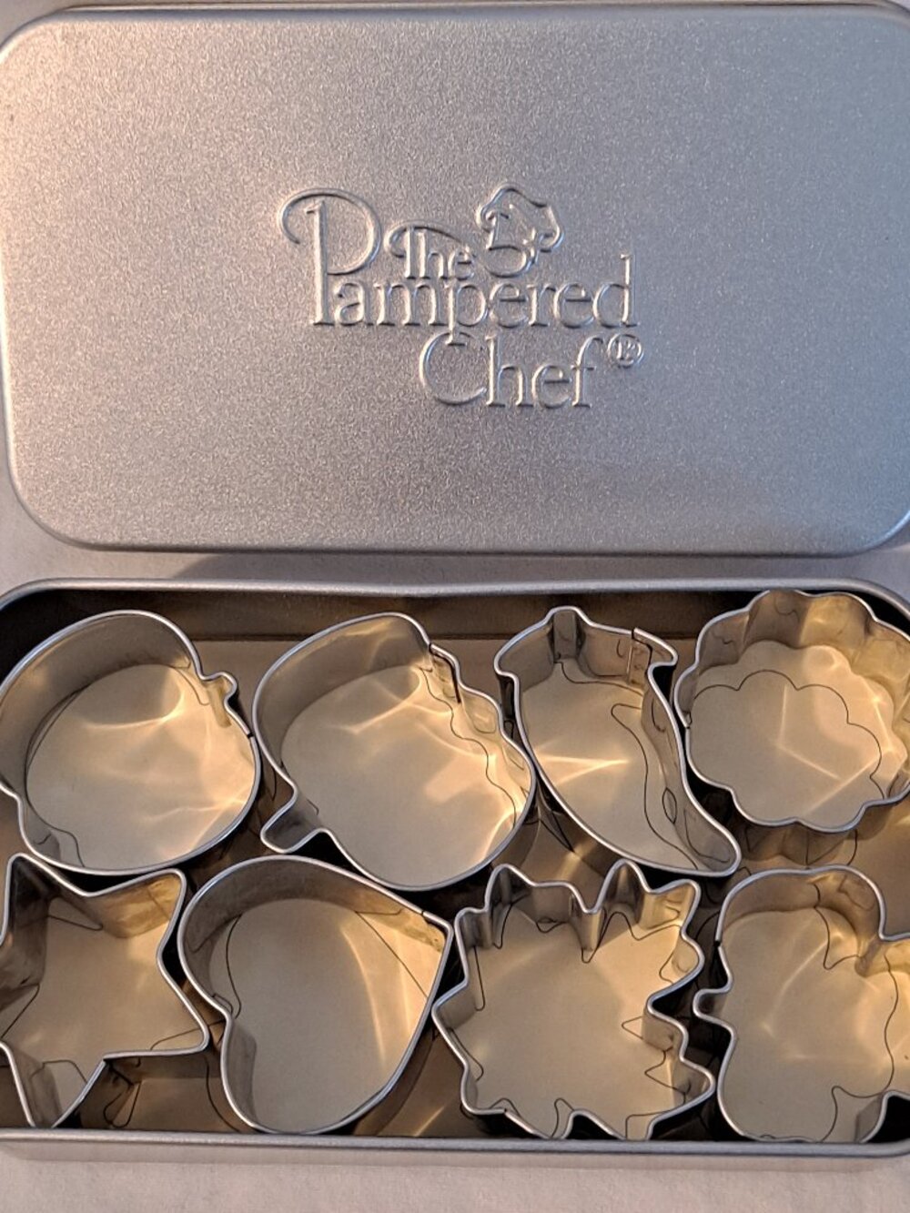 Pampered Chef Creative Lot 8 METAL COOKIE CUTTERS Molds Tin Autumn Fall Pumpkin